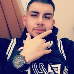 Meet your Posher, Luciano